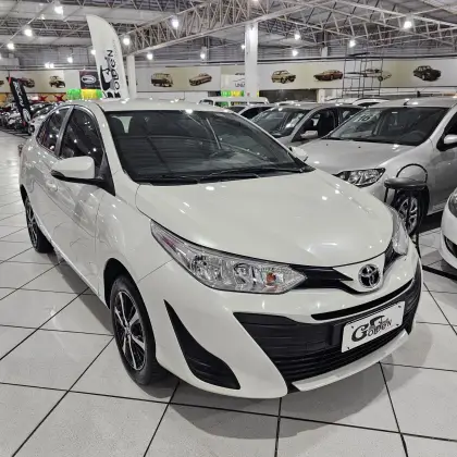 TOYOTA YARIS 1.5 16V FLEX SEDAN XL LIVE MULTIDRIVE TOYOTA YARIS 1.5 16V FLEX SEDAN XL LIVE MULTIDRIVE