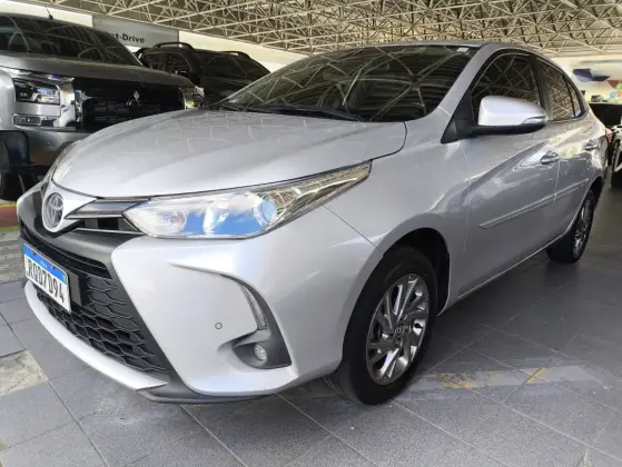 TOYOTA YARIS 1.5 16V FLEX SEDAN XS MULTIDRIVE TOYOTA YARIS 1.5 16V FLEX SEDAN XS MULTIDRIVE