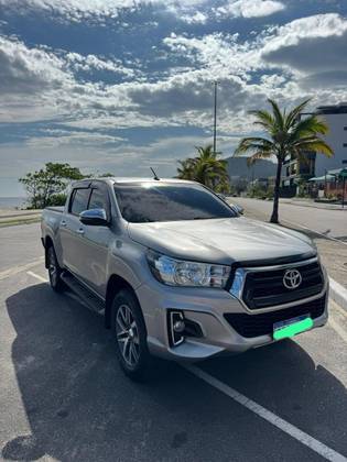TOYOTA HILUX 2.8 SRV 4X4 CD 16V DIESEL 4P AUTOMÁTICO