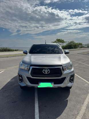 TOYOTA-HILUX-2018