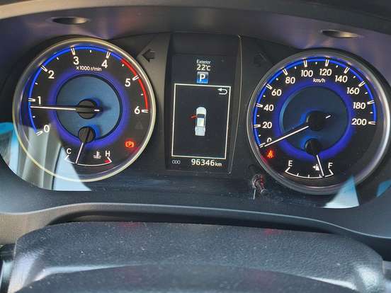 TOYOTA-HILUX-2.8 SRV 4X4 CD 16V DIESEL 4P AUTOMÁTICO TOYOTA-HILUX-2018