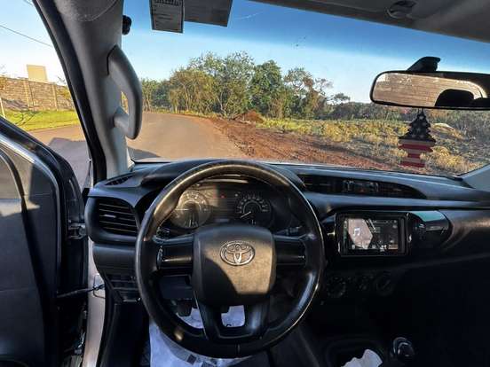 TOYOTA-HILUX-2.8 STD 4X4 CD 16V DIESEL 4P MANUAL TOYOTA-HILUX-2016