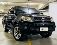 TOYOTA HILUX 3.0 SRV 4X4 CD 16V TURBO INTERCOOLER DIESEL 4P AUTOMÁTICO TOYOTA HILUX 3.0 SRV 4X4 CD 16V TURBO INTERCOOLER DIESEL 4P AUTOMÁTICO