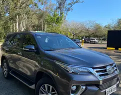 TOYOTA HILUX SW4 2.8 SRX 4X4 16V TURBO INTERCOOLER DIESEL 4P AUTOMÁTICO TOYOTA HILUX SW4 2.8 SRX 4X4 16V TURBO INTERCOOLER DIESEL 4P AUTOMÁTICO