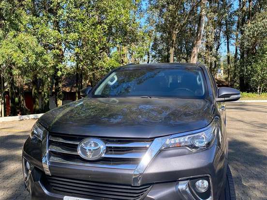 TOYOTA-HILUX SW4-2.8 SRX 4X4 16V TURBO INTERCOOLER DIESEL 4P AUTOMÁTICO TOYOTA-HILUX SW4-2016