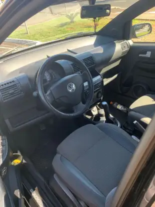 VOLKSWAGEN-FOX-2009