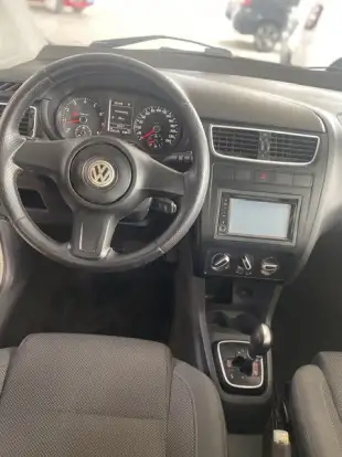 VOLKSWAGEN-FOX-2011