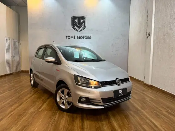 VOLKSWAGEN FOX 1.6 MI ROCK IN RIO 8V FLEX 4P MANUAL VOLKSWAGEN FOX 1.6 MI ROCK IN RIO 8V FLEX 4P MANUAL