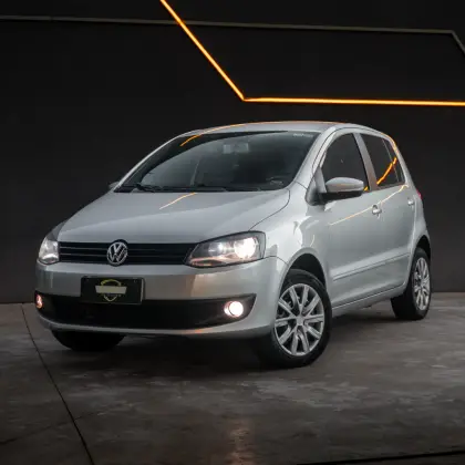 VOLKSWAGEN FOX 1.6 MSI HIGHLINE 16V FLEX 4P MANUAL VOLKSWAGEN FOX 1.6 MSI HIGHLINE 16V FLEX 4P MANUAL