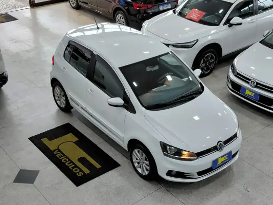 VOLKSWAGEN FOX 1.6 MSI TOTAL FLEX CONNECT 4P MANUAL VOLKSWAGEN FOX 1.6 MSI TOTAL FLEX CONNECT 4P MANUAL