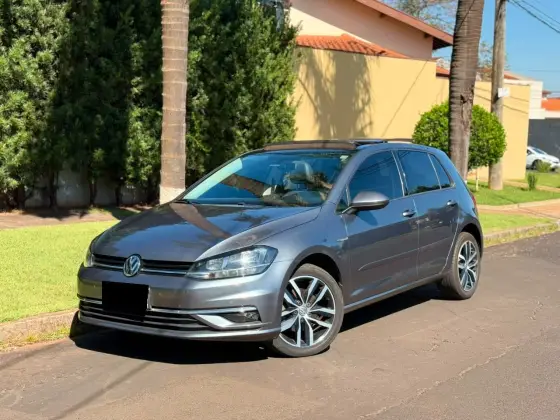 VOLKSWAGEN GOLF 1.0 200 TSI TOTAL FLEX COMFORTLINE TIPTRONIC VOLKSWAGEN GOLF 1.0 200 TSI TOTAL FLEX COMFORTLINE TIPTRONIC