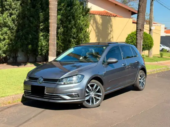 VOLKSWAGEN-GOLF-2018