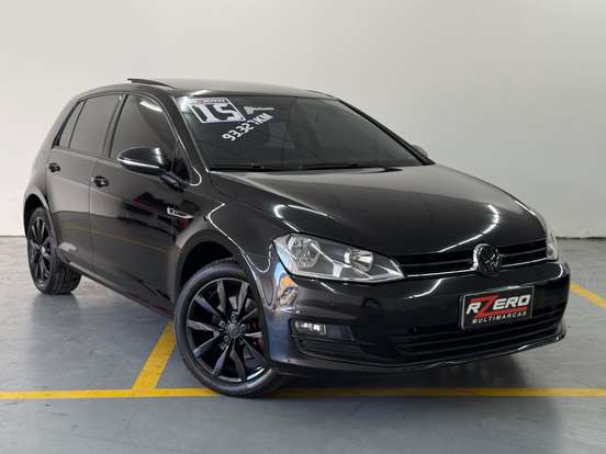 VOLKSWAGEN-GOLF-2014