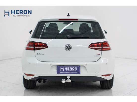 VOLKSWAGEN-GOLF-1.4 TSI HIGHLINE 16V GASOLINA 4P AUTOMÁTICO VOLKSWAGEN-GOLF-2014