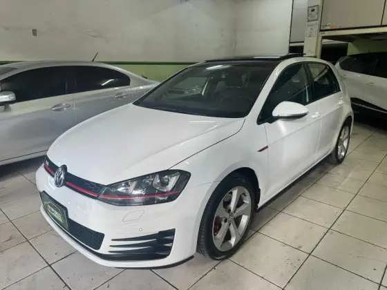 VOLKSWAGEN GOLF 2.0 TSI GTI 16V TURBO GASOLINA 4P AUTOMÁTICO VOLKSWAGEN GOLF 2.0 TSI GTI 16V TURBO GASOLINA 4P AUTOMÁTICO