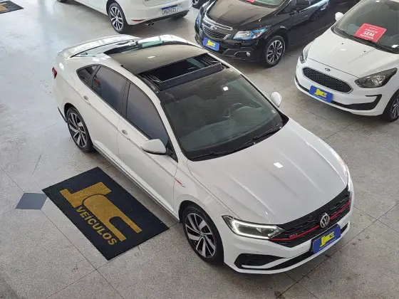 VOLKSWAGEN JETTA 2.0 350 TSI GASOLINA GLI DSG VOLKSWAGEN JETTA 2.0 350 TSI GASOLINA GLI DSG