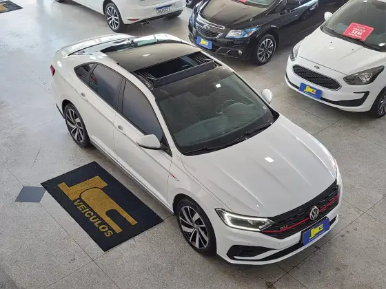 VOLKSWAGEN JETTA 2.0 350 TSI GASOLINA GLI DSG VOLKSWAGEN JETTA 2.0 350 TSI GASOLINA GLI DSG