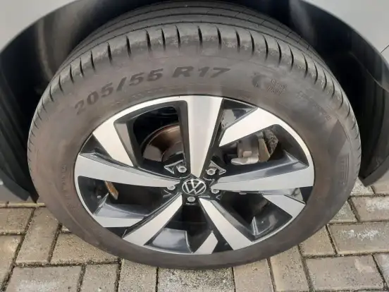 VOLKSWAGEN-NIVUS-1.0 200 TSI TOTAL FLEX HIGHLINE AUTOMÁTICO VOLKSWAGEN-NIVUS-2024