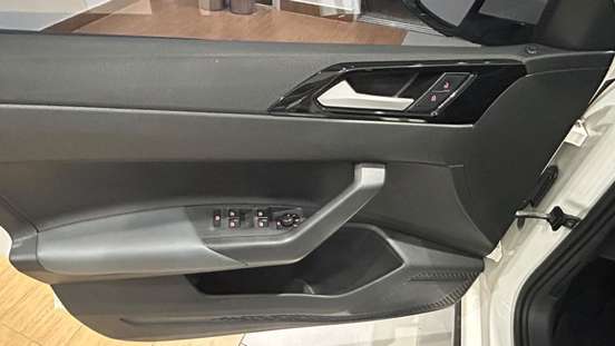 VOLKSWAGEN-NIVUS-2023
