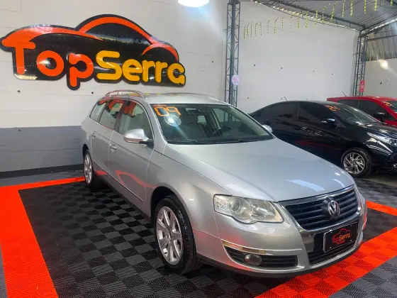 VOLKSWAGEN PASSAT 2.0 FSI COMFORTLINE VARIANT 16V TURBO GASOLINA 4P TIPTRONIC VOLKSWAGEN PASSAT 2.0 FSI COMFORTLINE VARIANT 16V TURBO GASOLINA 4P TIPTRONIC