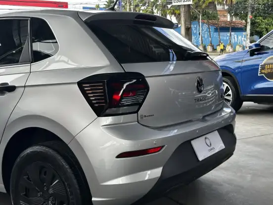 VOLKSWAGEN-POLO-2025