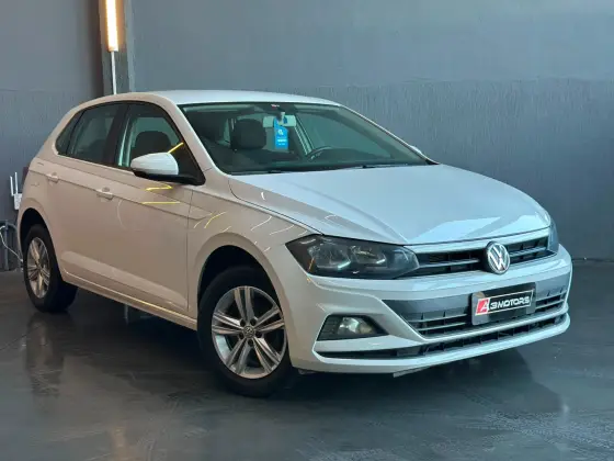 VOLKSWAGEN POLO 1.6 MSI TOTAL FLEX AUTOMÁTICO VOLKSWAGEN POLO 1.6 MSI TOTAL FLEX AUTOMÁTICO