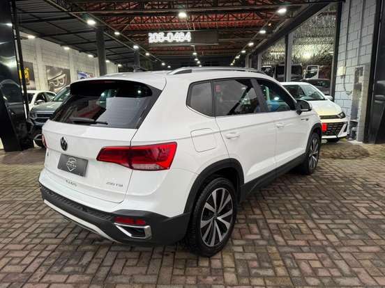 VOLKSWAGEN-TAOS-1.4 250 TSI TOTAL FLEX HIGHLINE AUTOMÁTICO VOLKSWAGEN-TAOS-2021