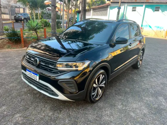 VOLKSWAGEN T-CROSS 1.0 200 TSI TOTAL FLEX AUTOMÁTICO VOLKSWAGEN T-CROSS 1.0 200 TSI TOTAL FLEX AUTOMÁTICO