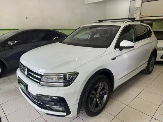 VOLKSWAGEN TIGUAN 2.0 350 TSI GASOLINA ALLSPACE R-LINE 4MOTION DSG VOLKSWAGEN TIGUAN 2.0 350 TSI GASOLINA ALLSPACE R-LINE 4MOTION DSG