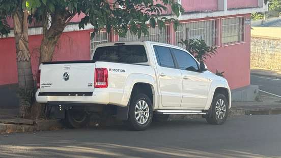 VOLKSWAGEN-AMAROK-2017