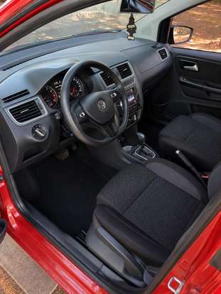 VOLKSWAGEN-FOX-2019