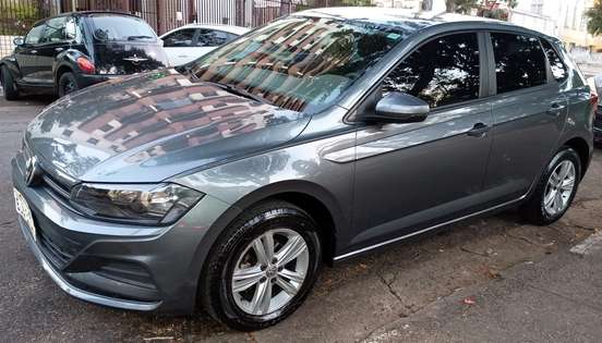 VOLKSWAGEN-POLO-2019