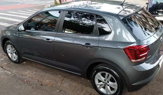 VOLKSWAGEN-POLO-2019