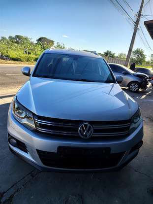 VOLKSWAGEN-TIGUAN-2011