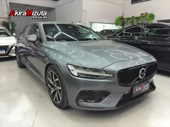 VOLVO S60 2.0 T4 MOMENTUM GASOLINA 4P AUTOMÁTICO VOLVO S60 2.0 T4 MOMENTUM GASOLINA 4P AUTOMÁTICO