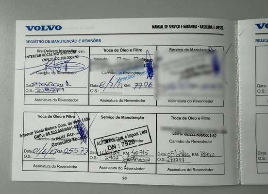 VOLVO-XC40-2020