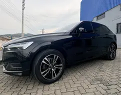 VOLVO XC60 2.0 T5 GASOLINA MOMENTUM AWD GEARTRONIC VOLVO XC60 2.0 T5 GASOLINA MOMENTUM AWD GEARTRONIC