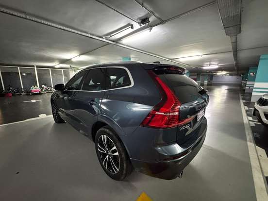 VOLVO-XC60-2.0 T5 GASOLINA MOMENTUM AWD GEARTRONIC VOLVO-XC60-2018
