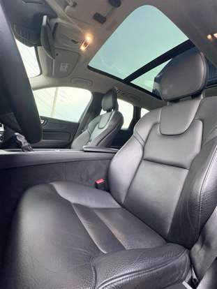 VOLVO-XC60-2.0 T5 GASOLINA MOMENTUM AWD GEARTRONIC VOLVO-XC60-2017