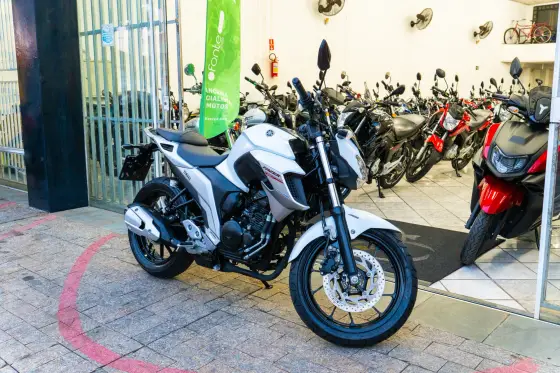 YAMAHA FZ25 FAZER ABS YAMAHA FZ25 FAZER ABS