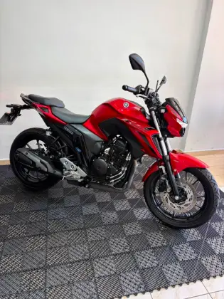 YAMAHA FZ25 FAZER CONNECTED ABS 