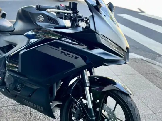 YAMAHA-YZF R3 ABS CONNECTED YAMAHA-YZF R3 ABS CONNECTED-2025