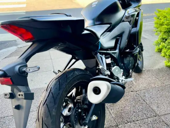 YAMAHA-YZF R3 ABS CONNECTED YAMAHA-YZF R3 ABS CONNECTED-2025