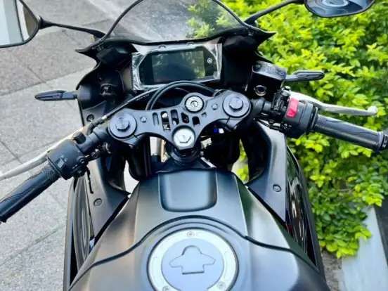 YAMAHA-YZF R3 ABS CONNECTED YAMAHA-YZF R3 ABS CONNECTED-2025