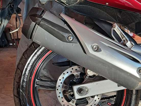 YAMAHA-FAZER 250IE LIMITED EDITION YAMAHA-FAZER 250IE LIMITED EDITION-2011