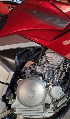 YAMAHA-FAZER 250IE LIMITED EDITION-2011