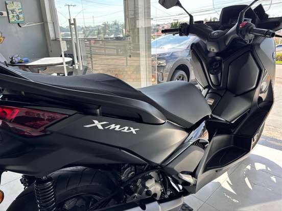YAMAHA-XMAX 250 CONNECTED ABS YAMAHA-XMAX 250 CONNECTED ABS-2025