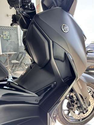 YAMAHA-XMAX 250 CONNECTED ABS YAMAHA-XMAX 250 CONNECTED ABS-2025