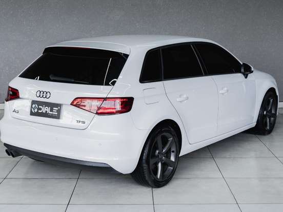 AUDI-A3-1.4 TFSI SPORTBACK 16V GASOLINA 4P S-TRONIC AUDI-A3-2016