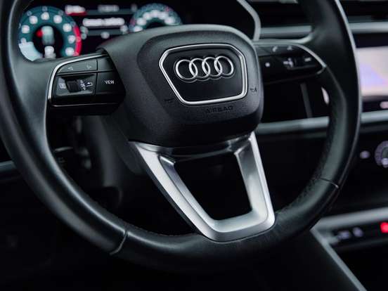 AUDI-Q3-1.4 35 TFSI GASOLINA PRESTIGE S TRONIC AUDI-Q3-2021